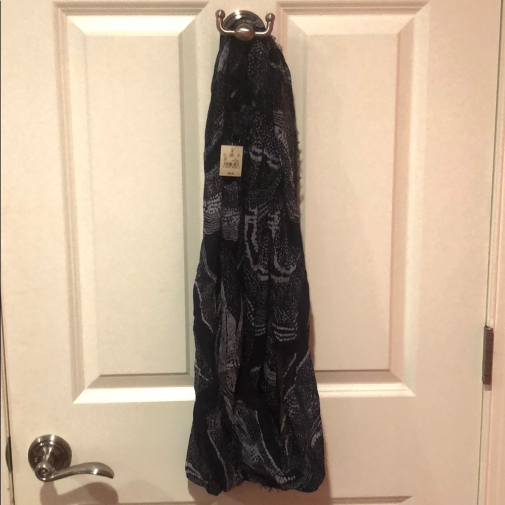 American eagle infinity scarf